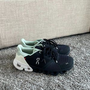 On Cloudflyer Helion Shoes